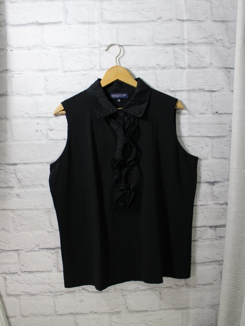 Jones New York Plus 2X Black Sleeveless Ruffle Button Front Dressy Casual Blouse